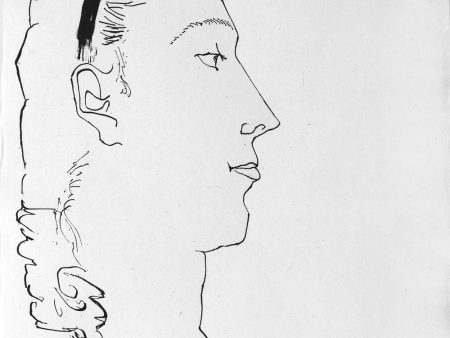 Head of a haughty woman with a ribbon in her hair Online