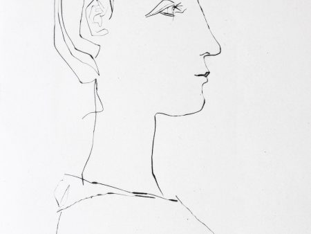 Head of a woman in profile Online now